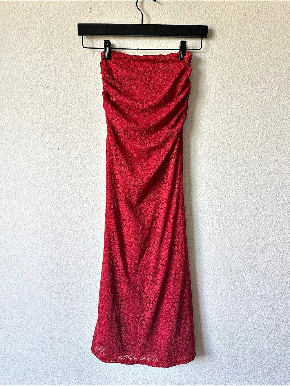 Princess Polly Floral Lace Midi Strapless Dress in Red Size Medium Like New